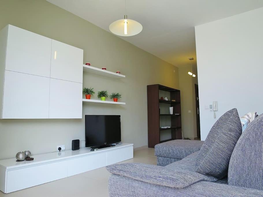 Ferienwohnung Modern Luxury Penthouse In Perfect Sliema Location Exterior foto